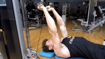 Triceps pulley clearance