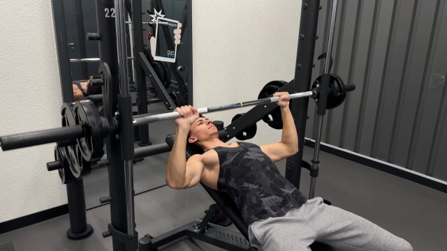 Panca inclinata alla Smith machine