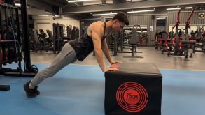 Image news Allenamento di piegamenti per congestionare i pettorali