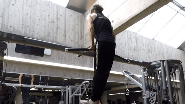 Muscle up