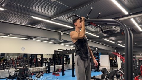 Image Traction à un bras assistée à la machine